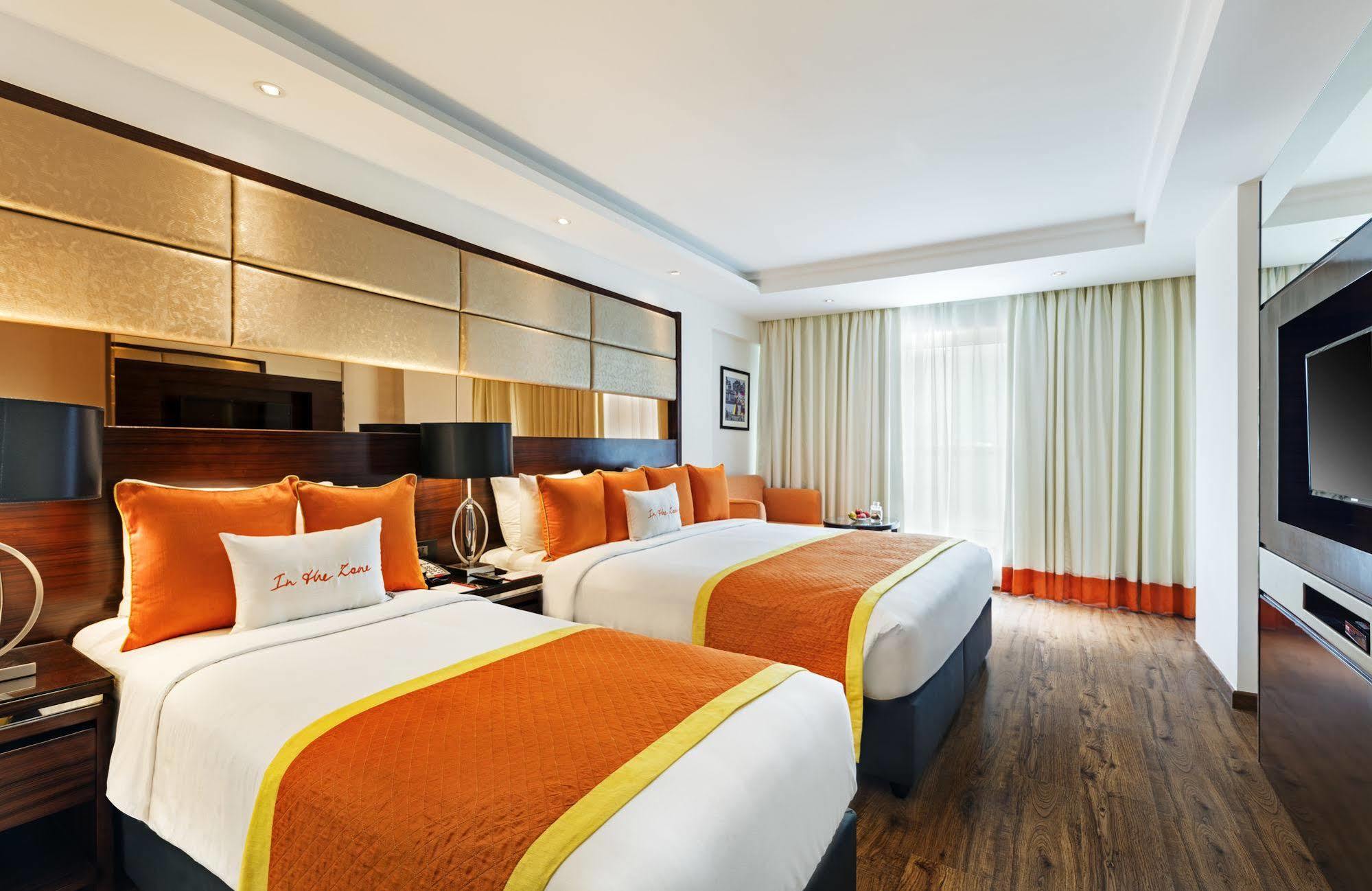 Zone By The Park , Bani Park Jaipur Hotel Exterior photo